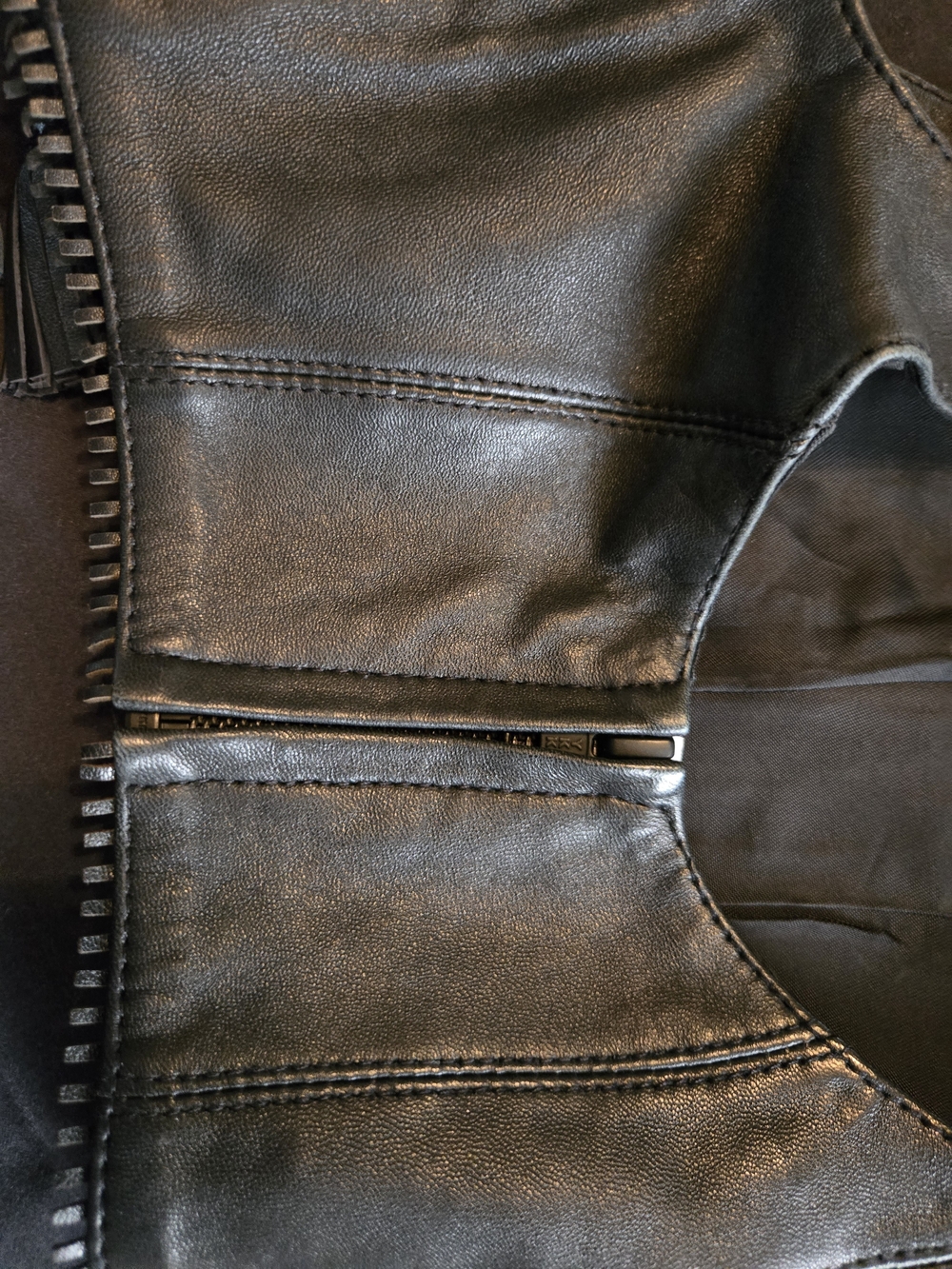 ZARA Black Leather Lace-Up Crop Vest - Picture 7 of 8